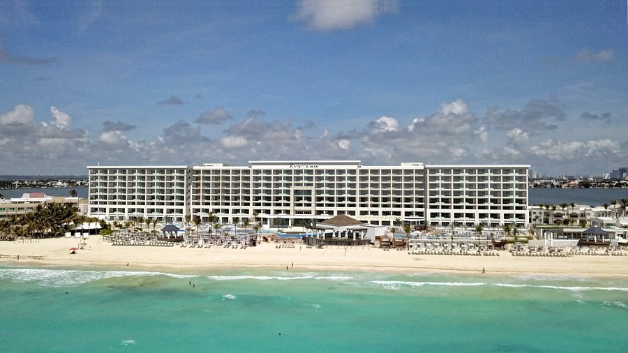 Hyatt Zilara Cancun adults-only all-inclusive resort with beachfront pools and oceanfront suites.